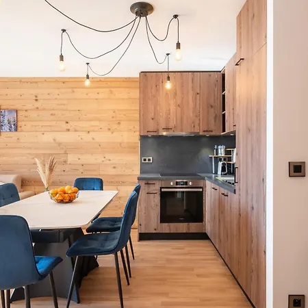 Borealis, Alpe D - By Emerald Apartamento