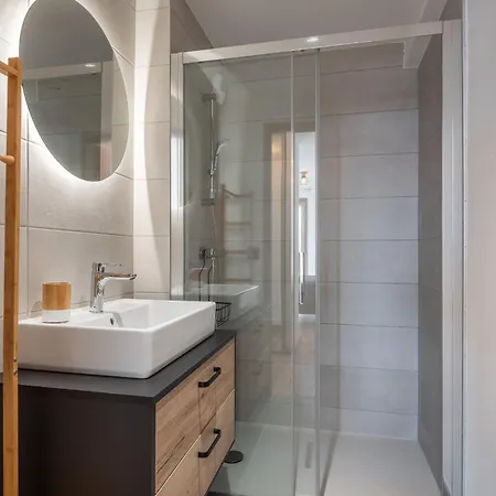 Borealis, Alpe D - By Emerald Apartment